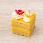 Petit four
